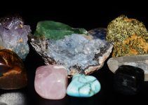 O que significa sonhar com pedras preciosas?