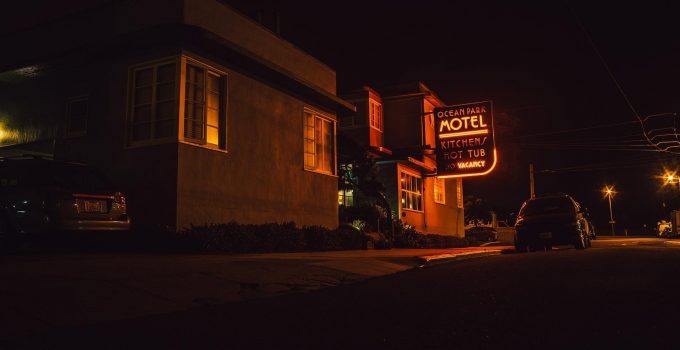 O que significa sonhar com motel